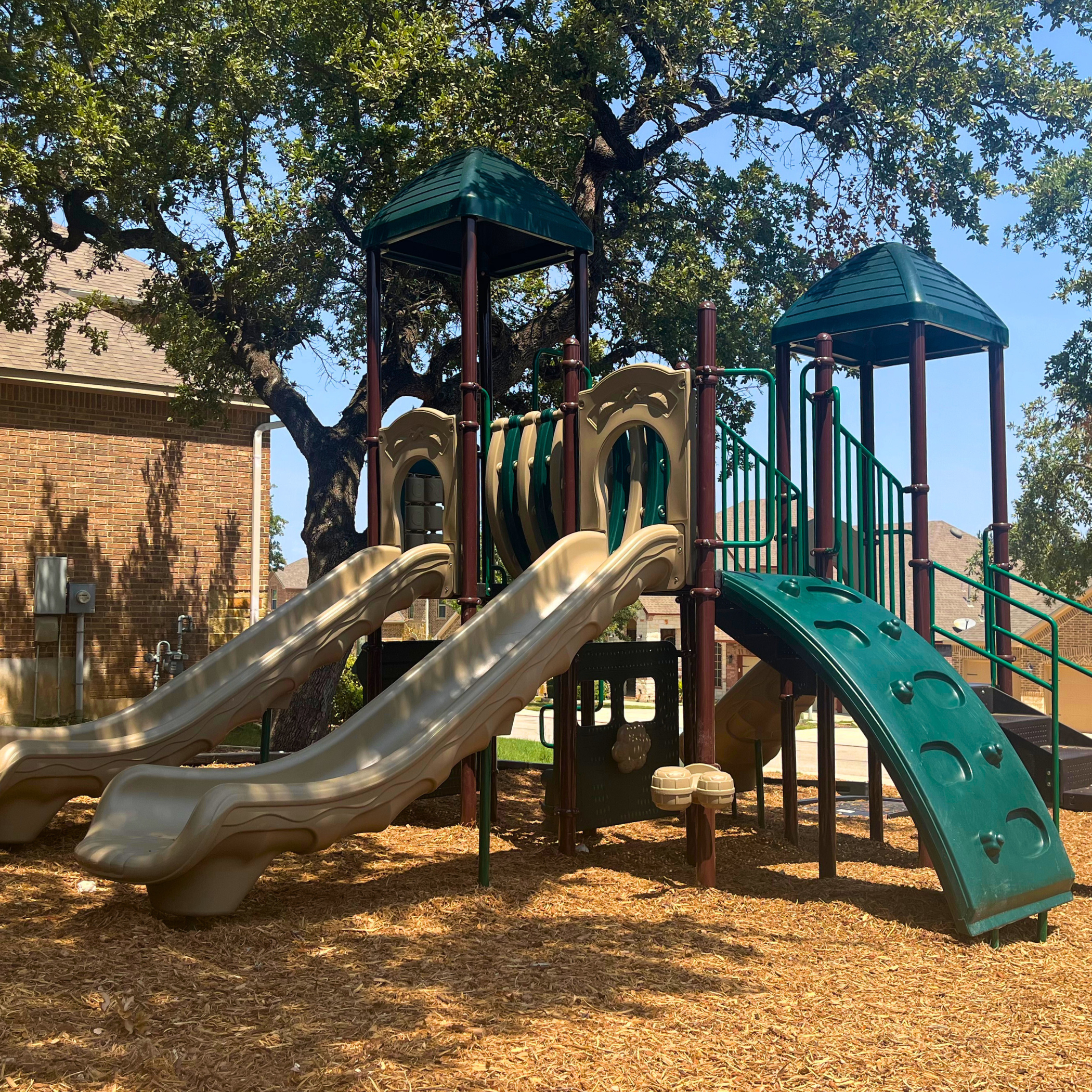 Divinity Hill Play System, Playground