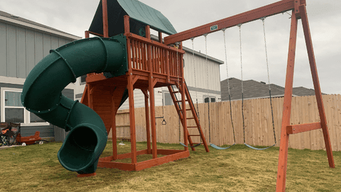 Why choose River City Play Systems for your backyard playset?